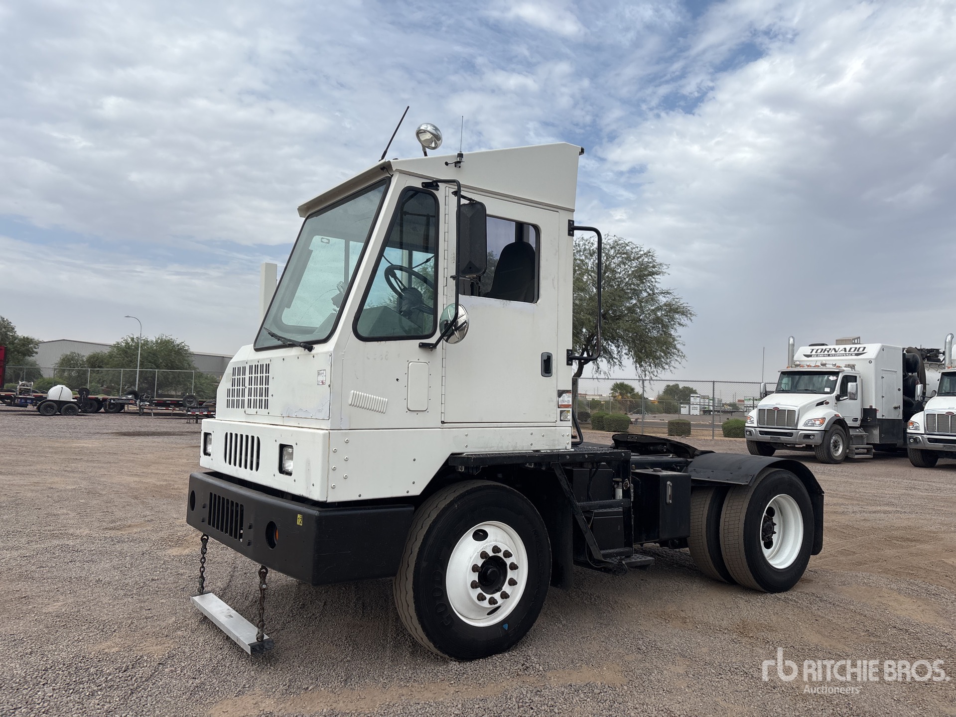 2010 Ottawa 60 4x2 Spotter Truck