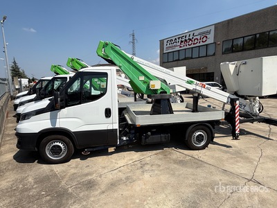 2021 Comet 20 m on 2021 Iveco Daily 35-140 Piattaforma Autocarrata
