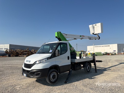 2021 Comet 19-8,5 HQ 19 m on 2021 Iveco Daily 35-140 Bucket Truck