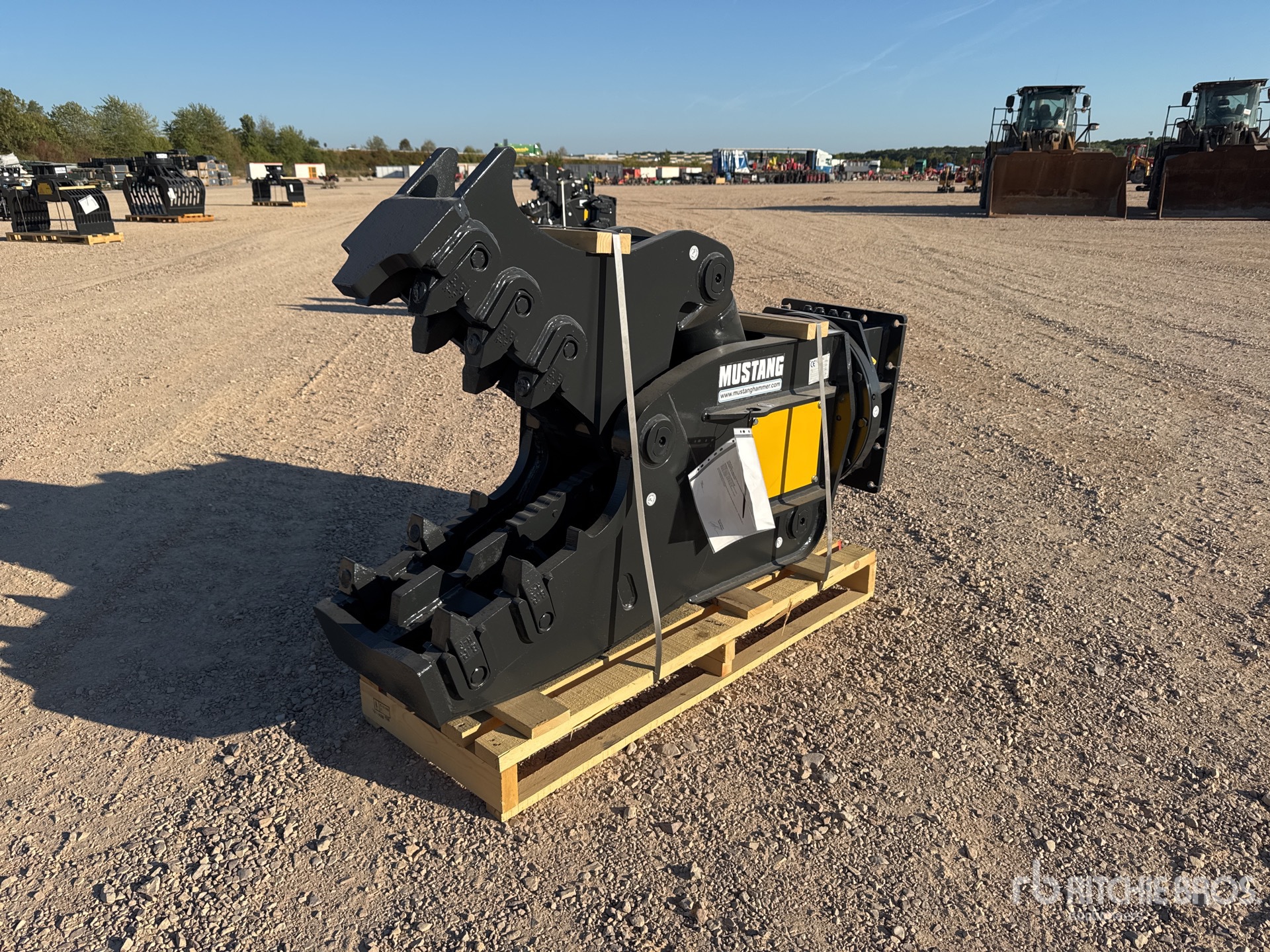 2026 Mustang RH12 Rotating Demolition Pulverizer (Unused)