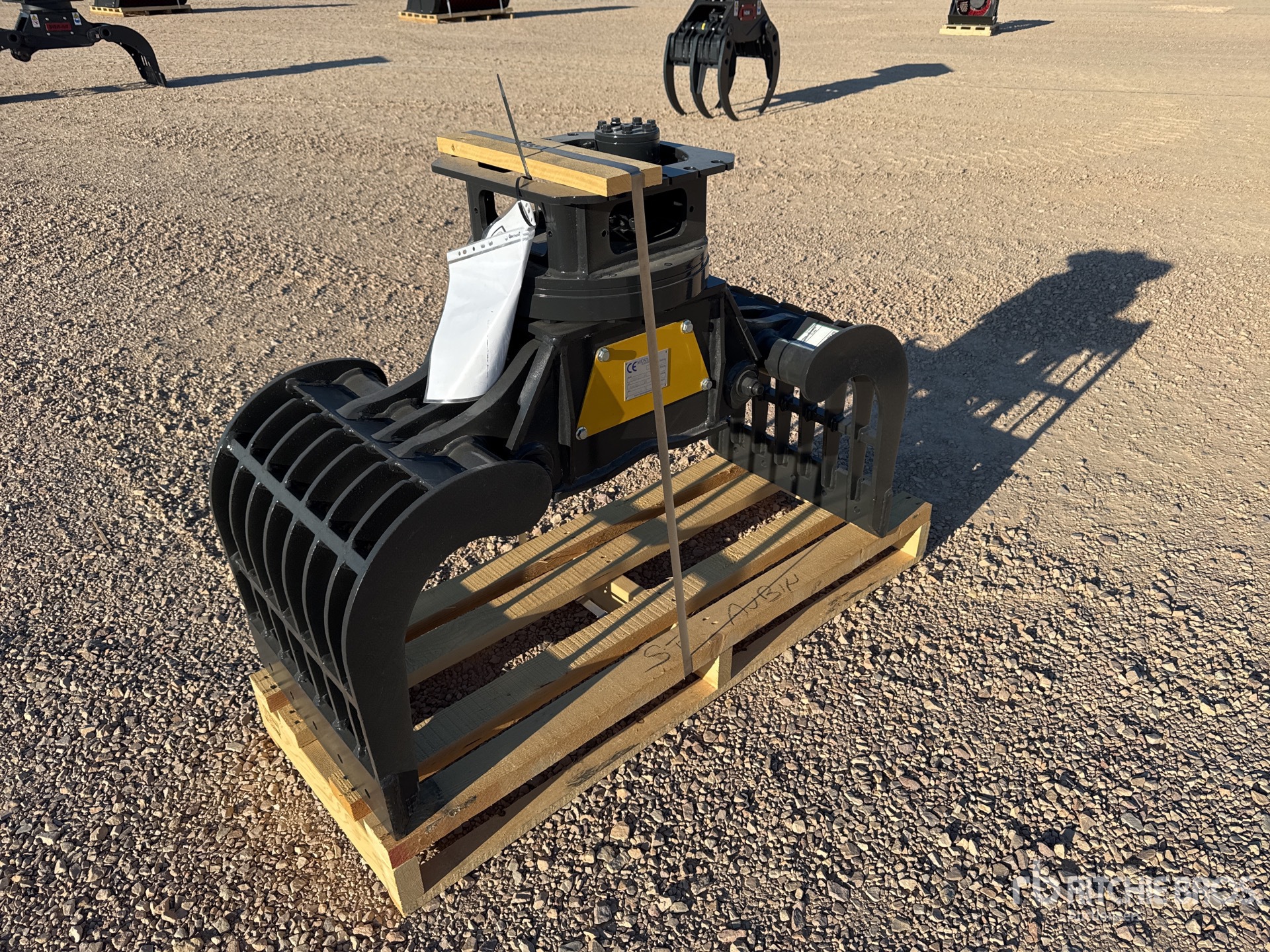 2026 Mustang GRP 250 D Rotating Demolition Grapple (Unused)