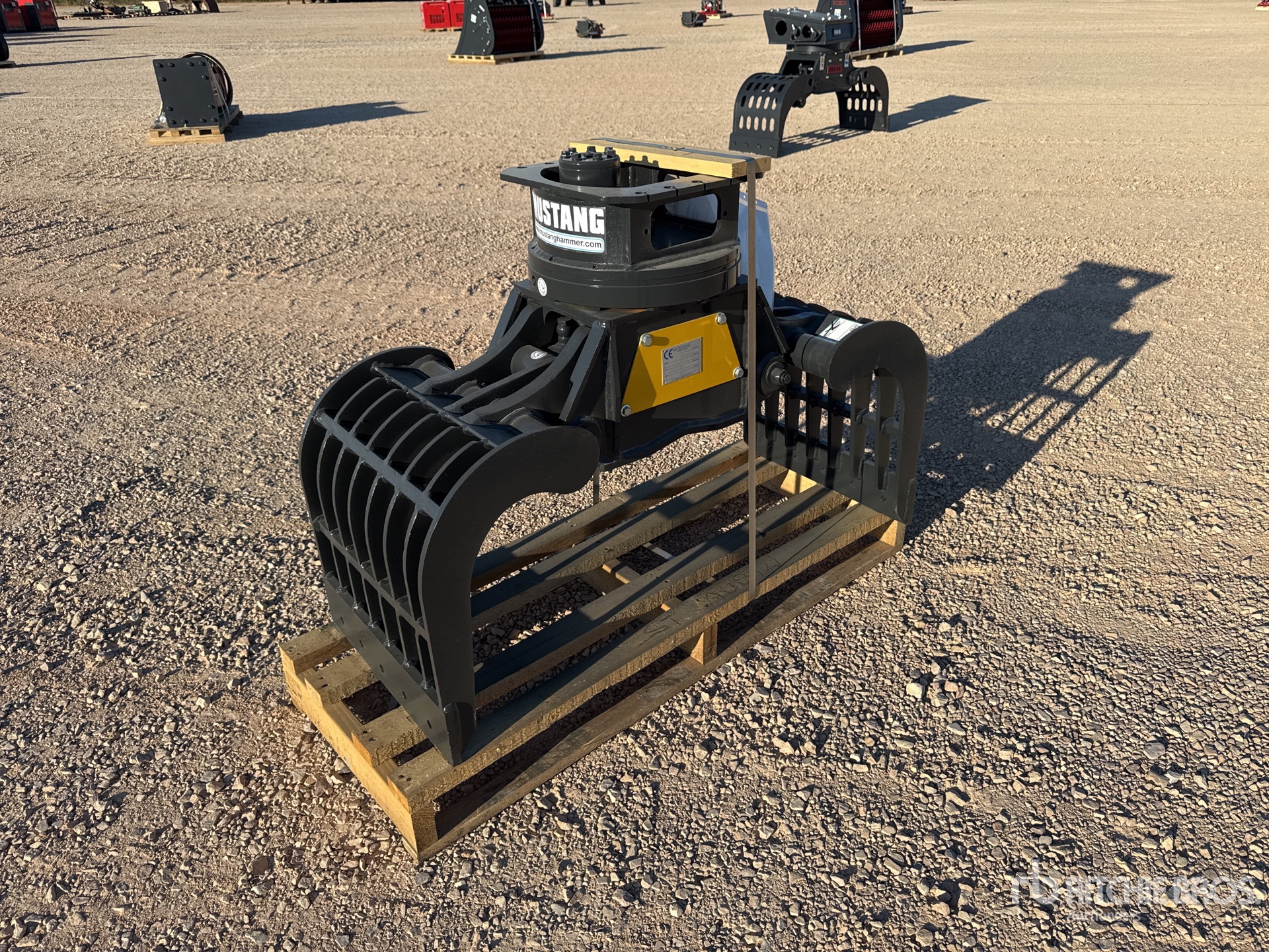 2026 Mustang GRP 250 D Rotating Demolition Grapple (Unused)