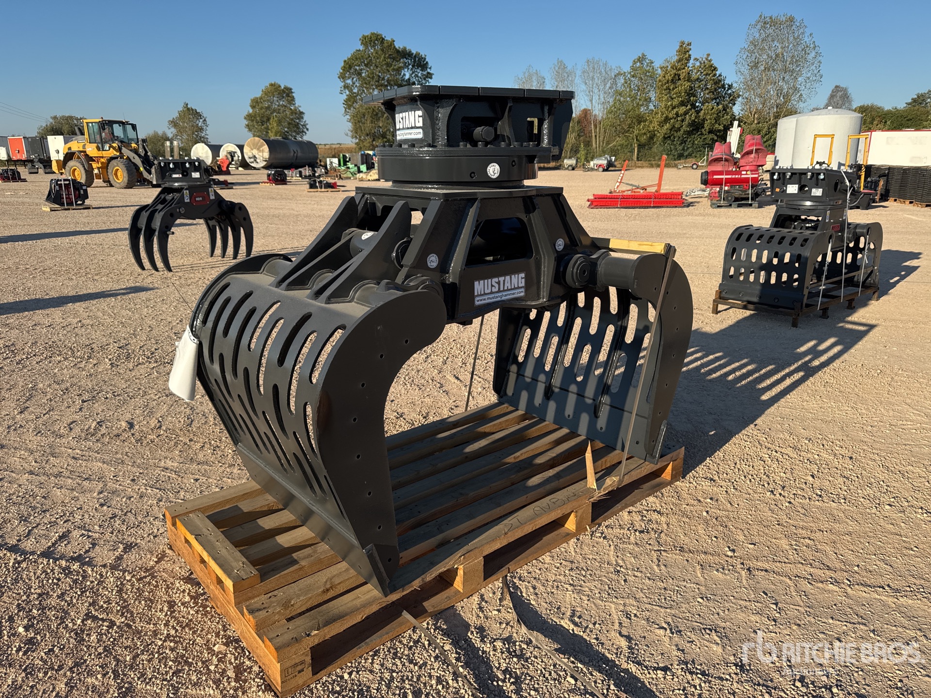 2026 Mustang GRP1500 Rotating Demolition Grapple (Unused)