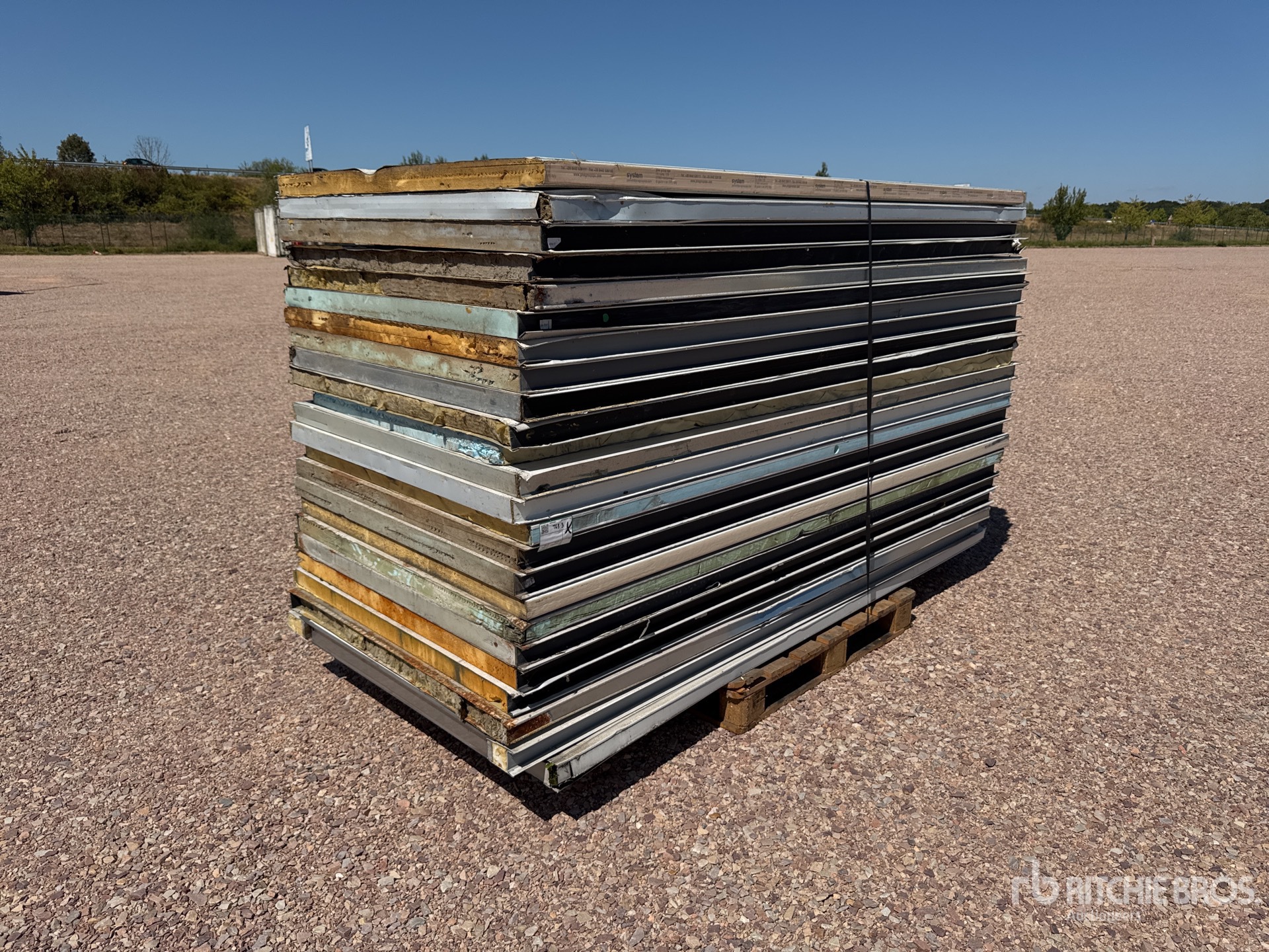Qte De Panneaux Sandwich Pour Bungalow Qty Of Sandwich Panel For Roadwork Cabin