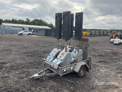 Quantity of (4) Pike C/W Trailer. Traffic Control Traffic Light