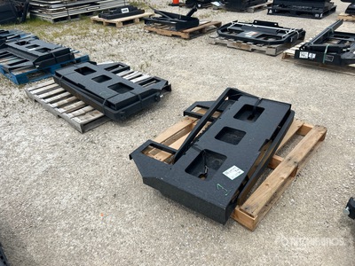 Quantity of (2) 47 in Fourches pour chargeuse à différentiel
