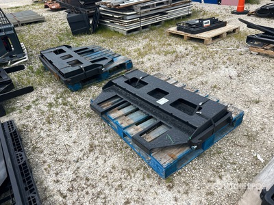 Quantity of (2) 47 in Fourches pour chargeuse à différentiel