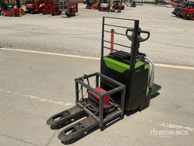 2015 Cesab P320 Electric Gato de bandeja