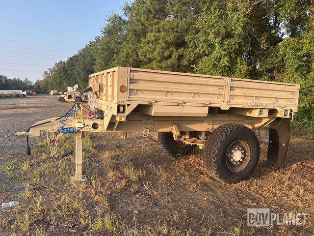 2004 Stewart & Stevenson M1082 LMTV Cargo Trailer