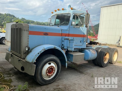 1974 Peterbilt 359F-A 6x4 T/A Day Cab Truck Tractor