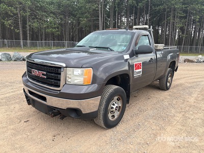 2011 GMC Sierra 2500HD 4x4 Pickup
