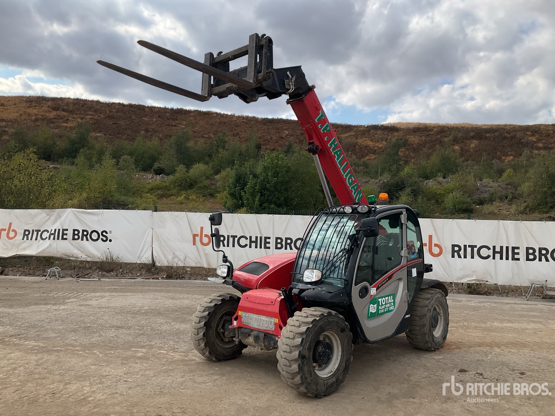 2022 Manitou MT625H Telehandler