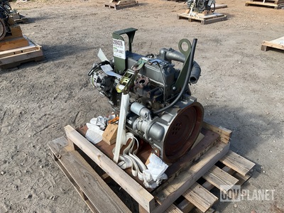 Yanmar 4TNV84T-DFM Diesel Engine