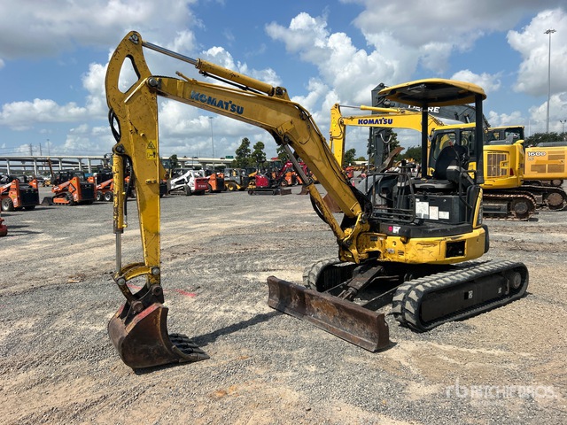 2014 Komatsu PC35MR-3 Mini Excavator