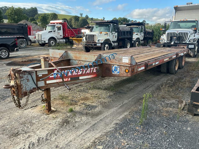 2000 Interstate 40DLA 24 ft T/A Equipment Trailer 2000 Interstate 40DLA 24 ft T/A Equipment Trailer