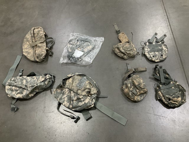 (469) General Purpose Canteen Pouches & (232) Waist Packs (469) General Purpose Canteen Pouches & (232) Waist Packs