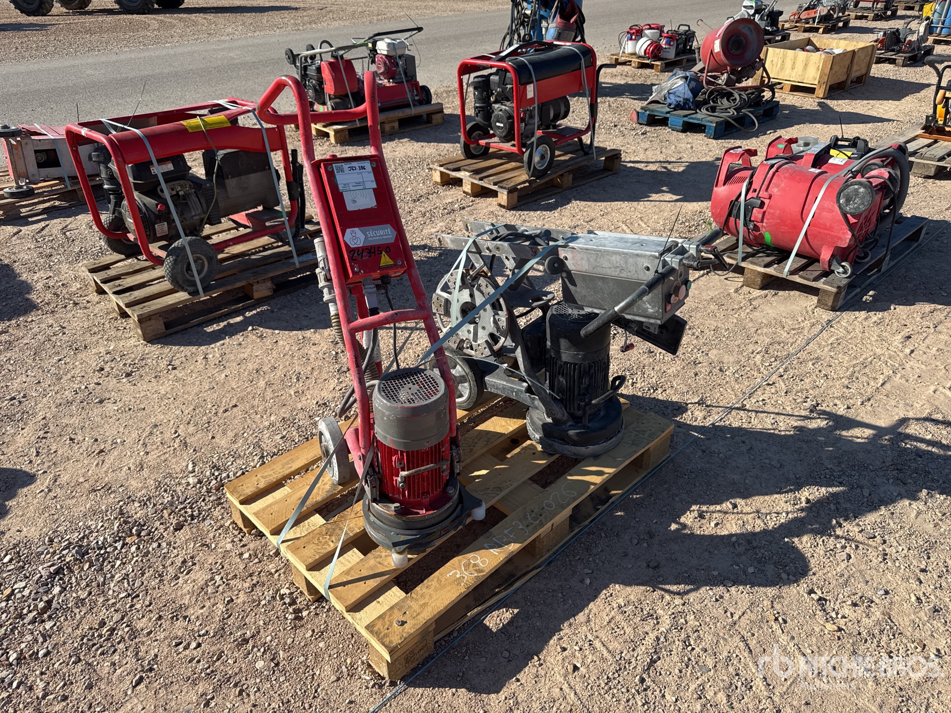 Qte De Materiel De Location Qty Of Rental Equipment