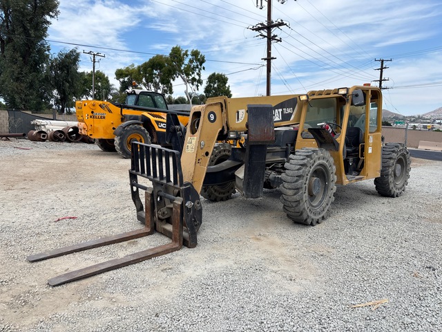 2008 Cat TL943 Telehandler