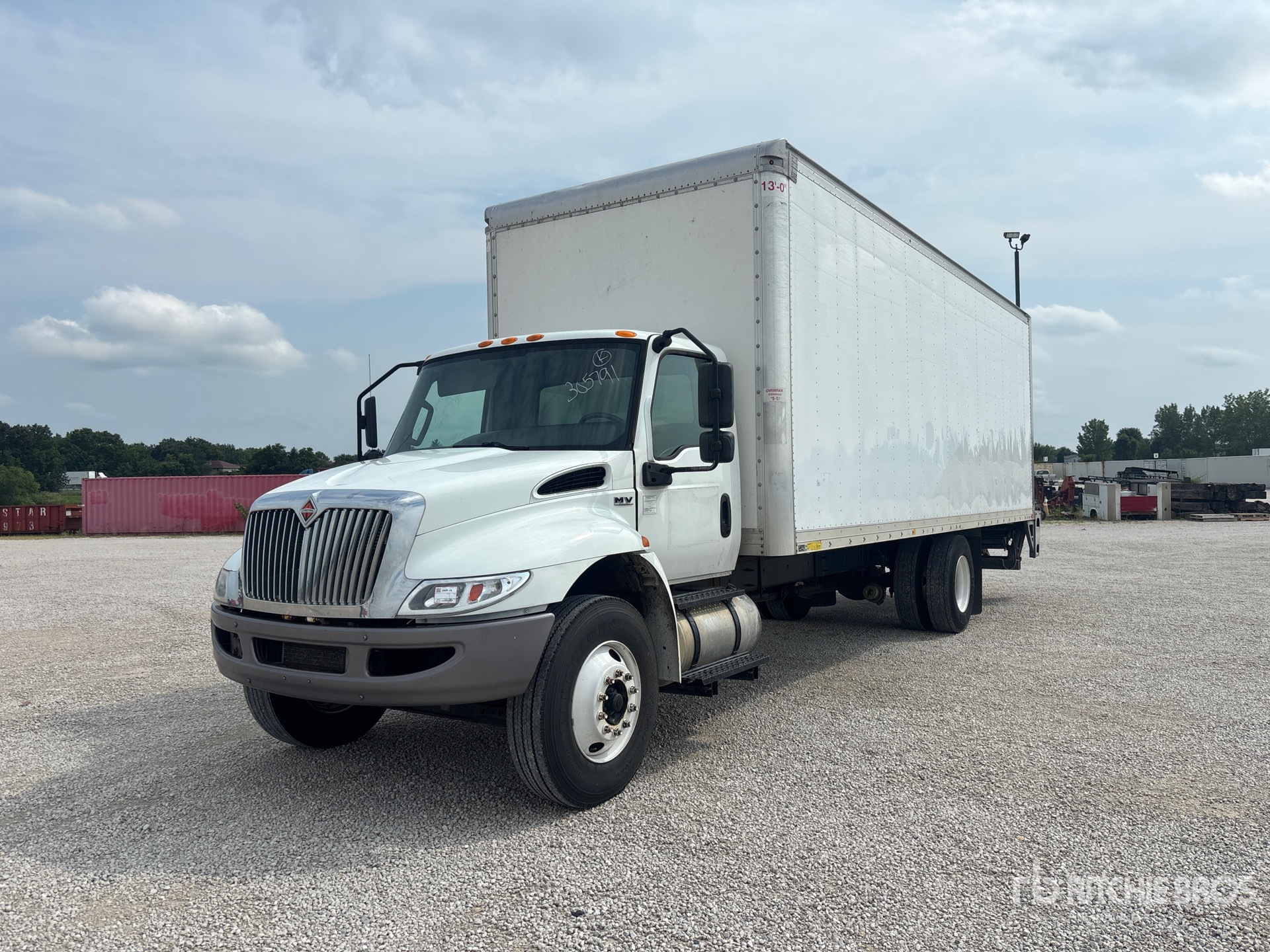 2020 International MV607 4x2 Van Truck