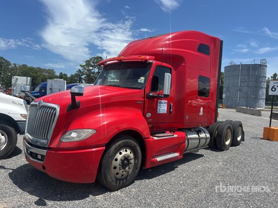 2020 International LT625 6x4 Tracteur routier couchette