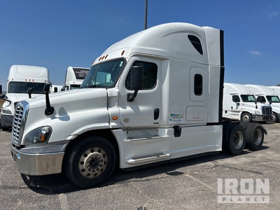 2017 Freightliner Cascadia 125 6x4 T/A Sleeper Truck Tractor