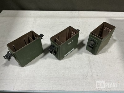 (13) Harris 10512-4800-02 Battery Boxes