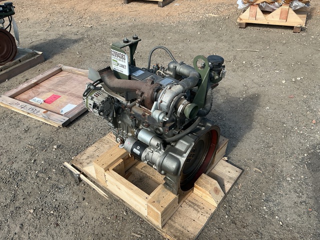 Yanmar 4TNV84T-DFM Turbo Diesel Engine
