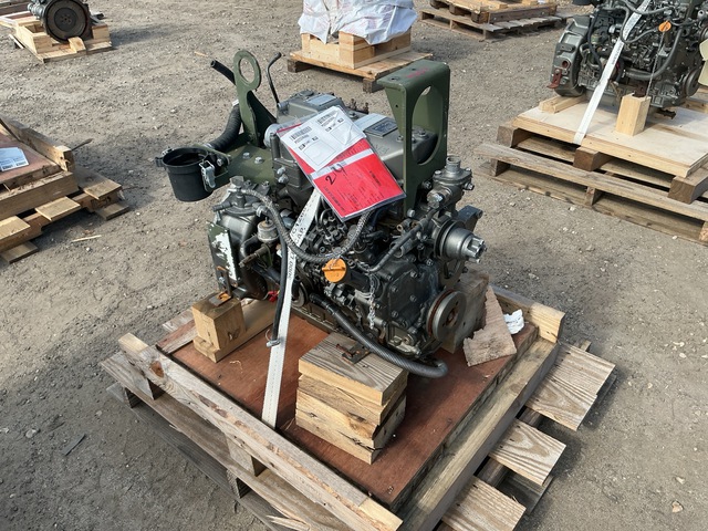 Yanmar 4TNV84T-DFM Diesel Engine