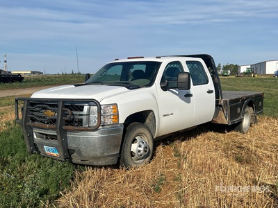 2012 Chevrolet Silverado 3500HD HD 4x4 Crew Cab Camion à Plateau