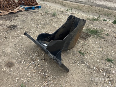 12 in Q/C Trench Skid Steer Bucket