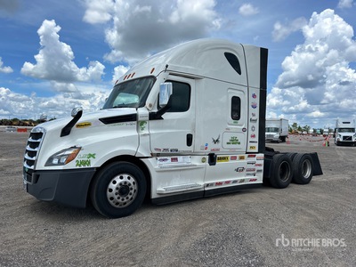 2021 Freightliner Cascadia 126 6x4 T/A Sleeper Truck Tractor (Inoperable)