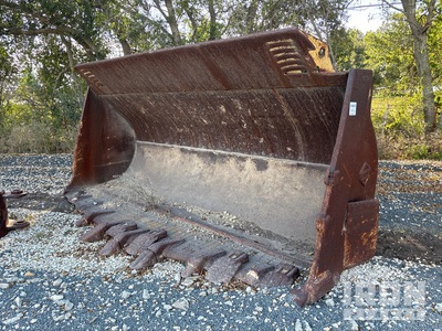 Hensley 185 in Spade Nose Wheel Loader Bucket