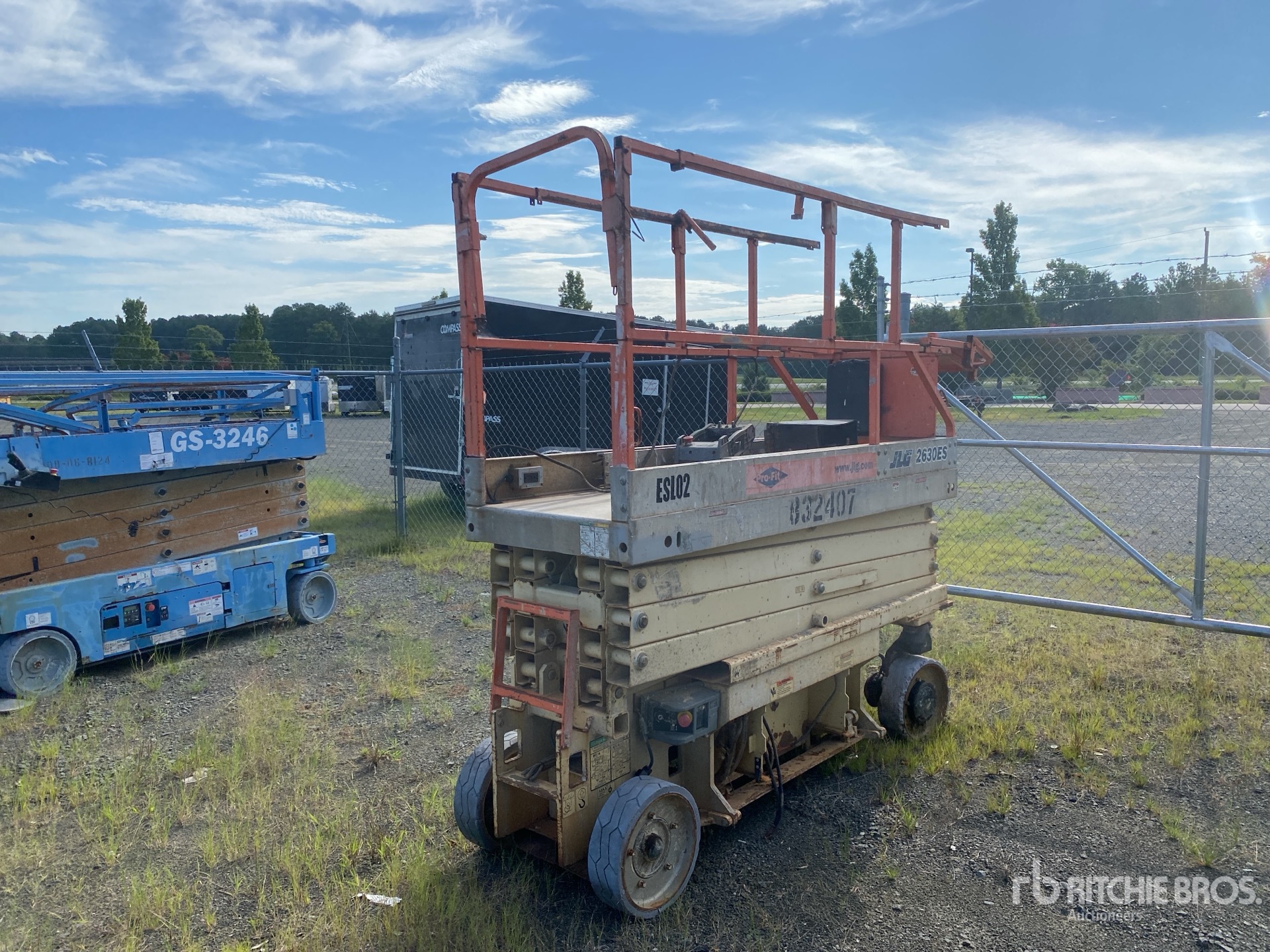2006 JLG 2630ES Electric Scissor Lift (Inoperable)