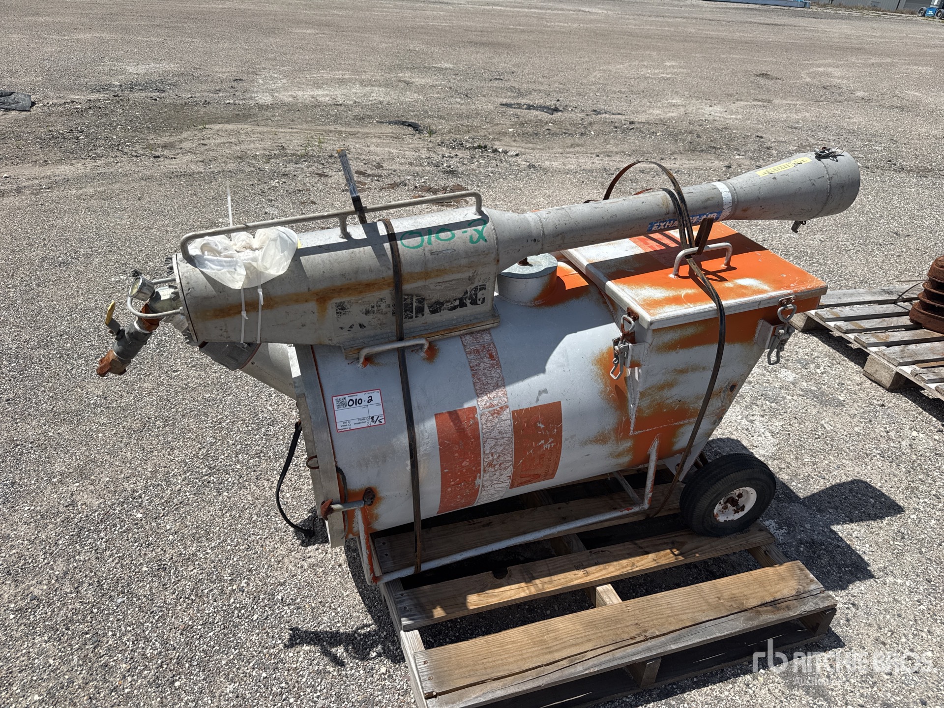 Utilivac VE75 75 gal Vacuum System