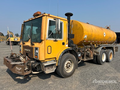 Mack 6x4 Autocarro per acqua