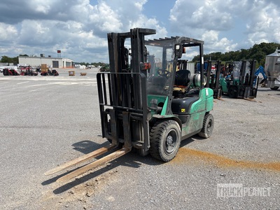 2022 Mitsubishi FG30N 5500 lb Pneumatic Tire Forklift