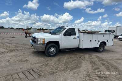 2015 Chevrolet Silverado 3500HD HD 4x4 Utility Truck