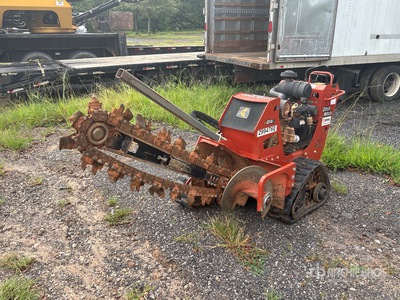 Ditch Witch C24X Walk Behind Grabenfräse