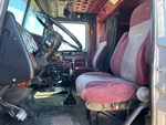 Cab with Seats/armrests