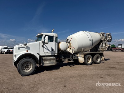 2008 Kenworth W900 6x4 Mixer Truck