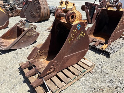 24 in Digging Excavator Bucket