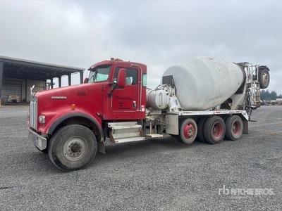 2007 Kenworth W900 10x4 Beton-Fahrmischer