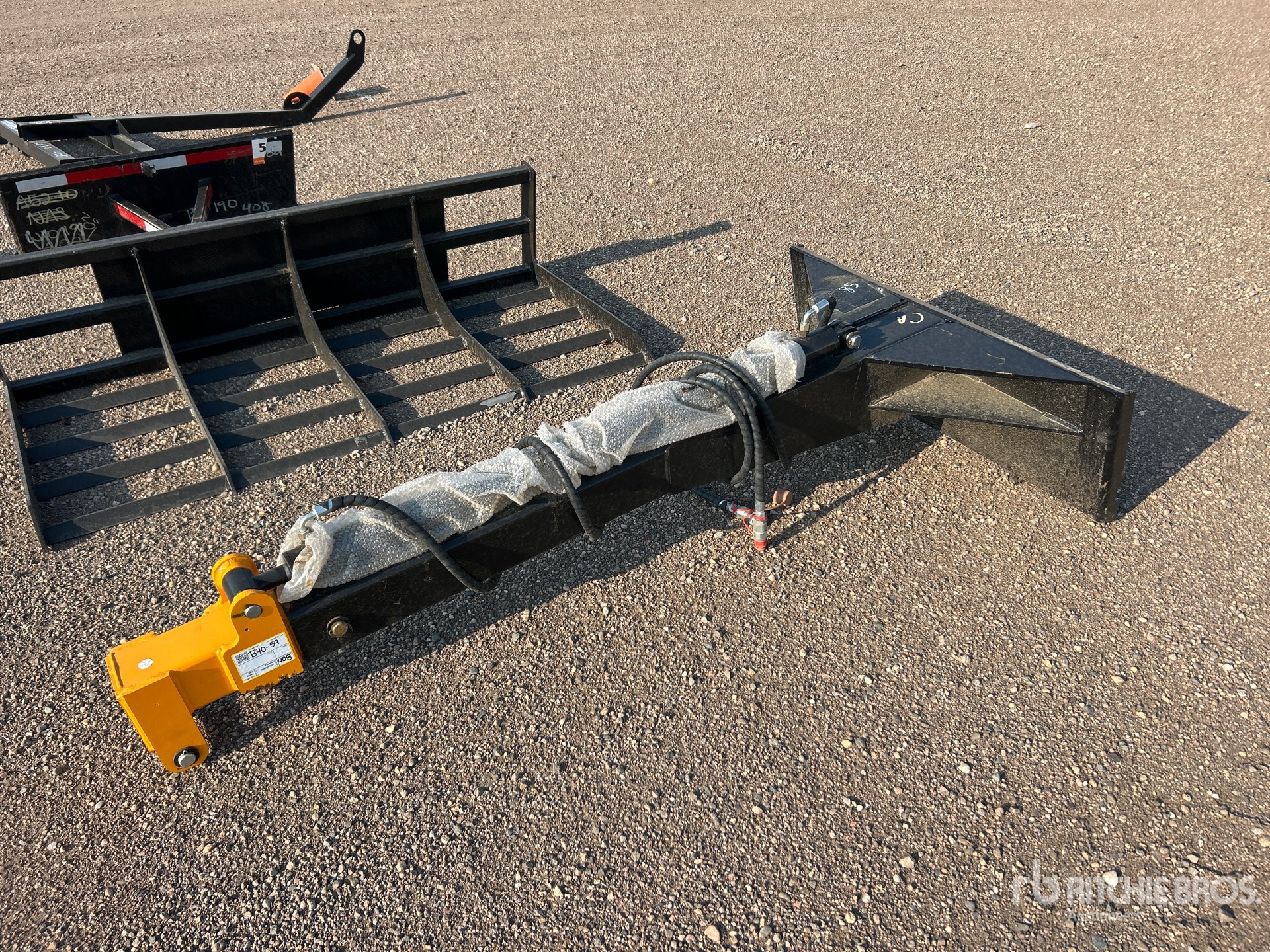GIYI TBL47 47 in Telescopic Skid Steer Boom