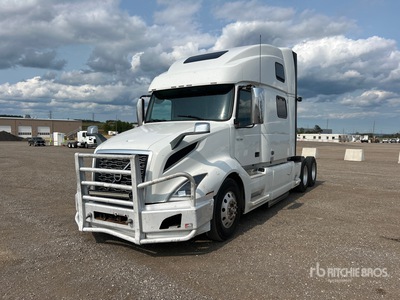 2019 Volvo VNL860 6x4 T/A Sleeper Truck Tractor