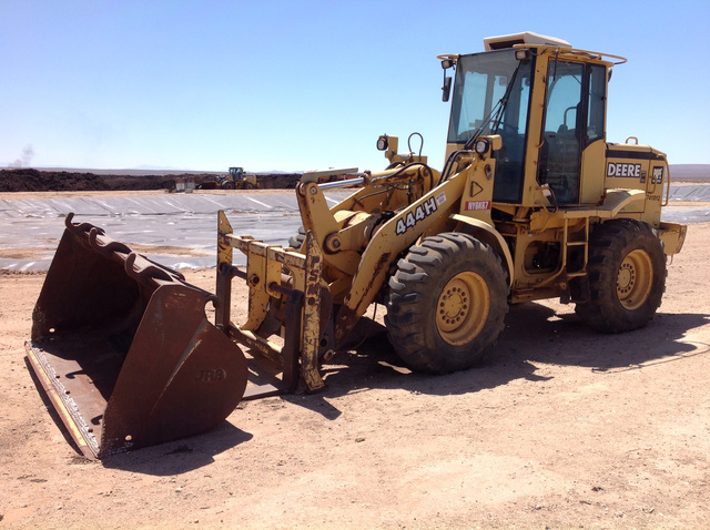 John Deere 444H Wheel Loader