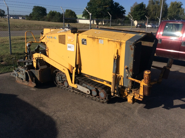1996 Demag DF-40C Asphalt Paver