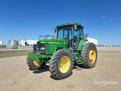 2001 John Deere 7210 4WD Tractor