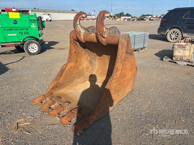 Atelier RF 42 in Q/C Digging Excavator Bucket - Fits Komatsu PC238LC