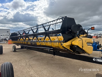 New Holland 74C 30 ft Flex Combine Header