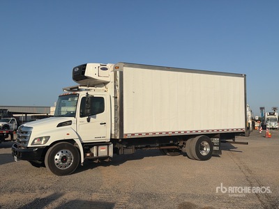 2016 Hino 338 4x2 Kühlfahrzeuge